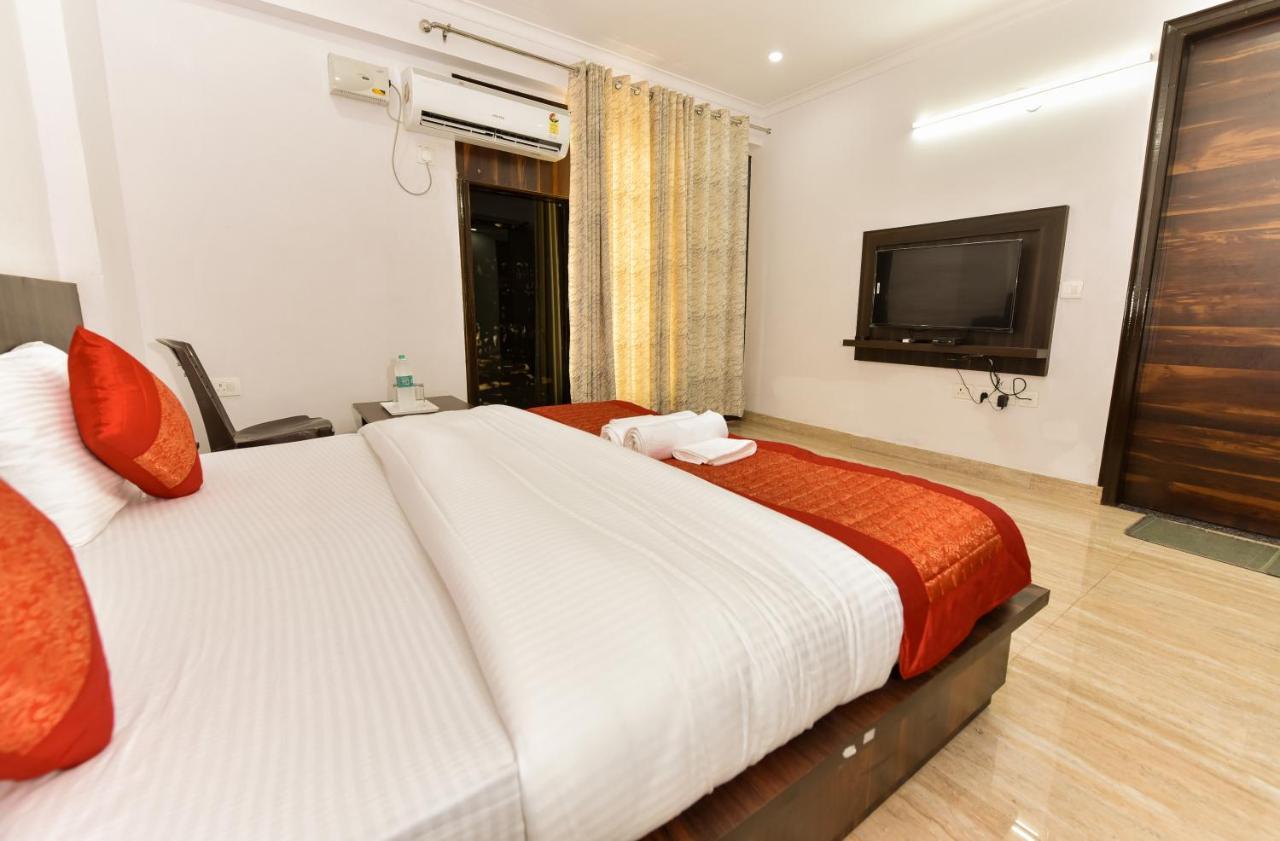 Hotel Luxury Collection Γκουργκάον Εξωτερικό φωτογραφία